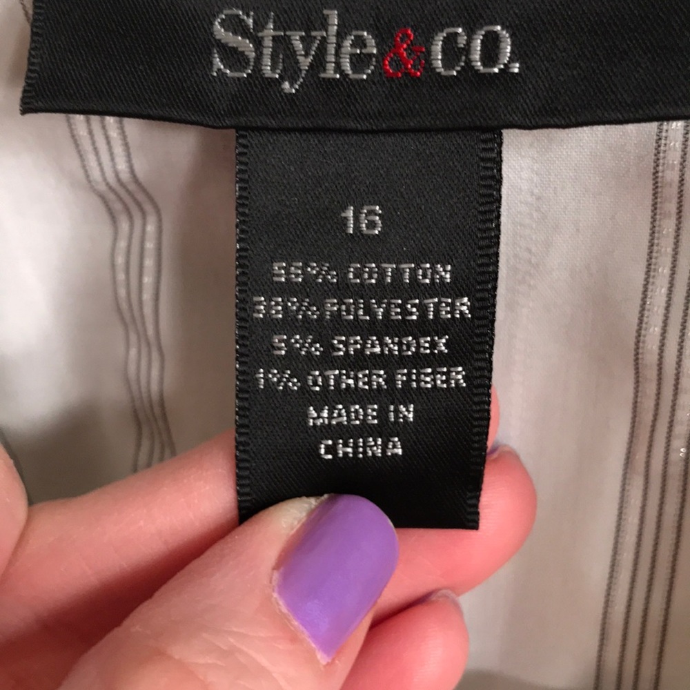 Button down blouse - Picture 3 of 4